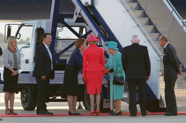 Queen Elizabeth II Pictures Landing Canberra Australia Tour